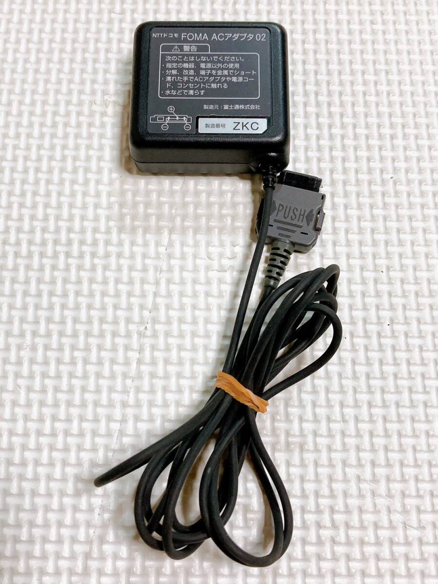 ★ NTTドコモ docomo FOMA ACアダプタ02 富士通株式会社 充電器 ZKC拍卖