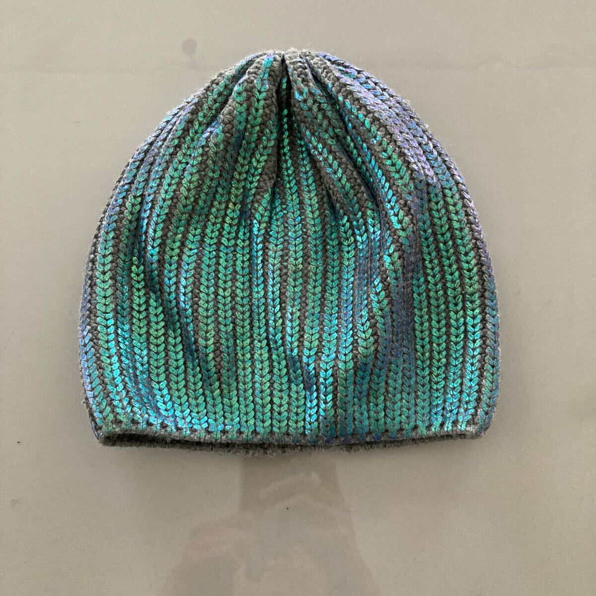 GAP kidsキラキラ箔プリントニット帽拍卖