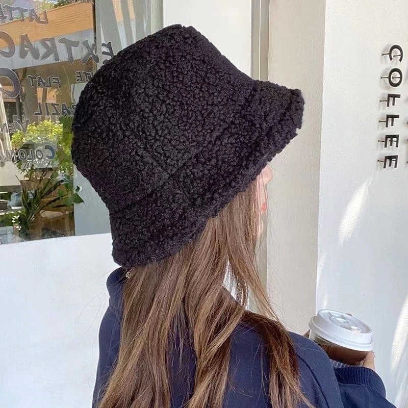 プードルファーバケットハット拍卖