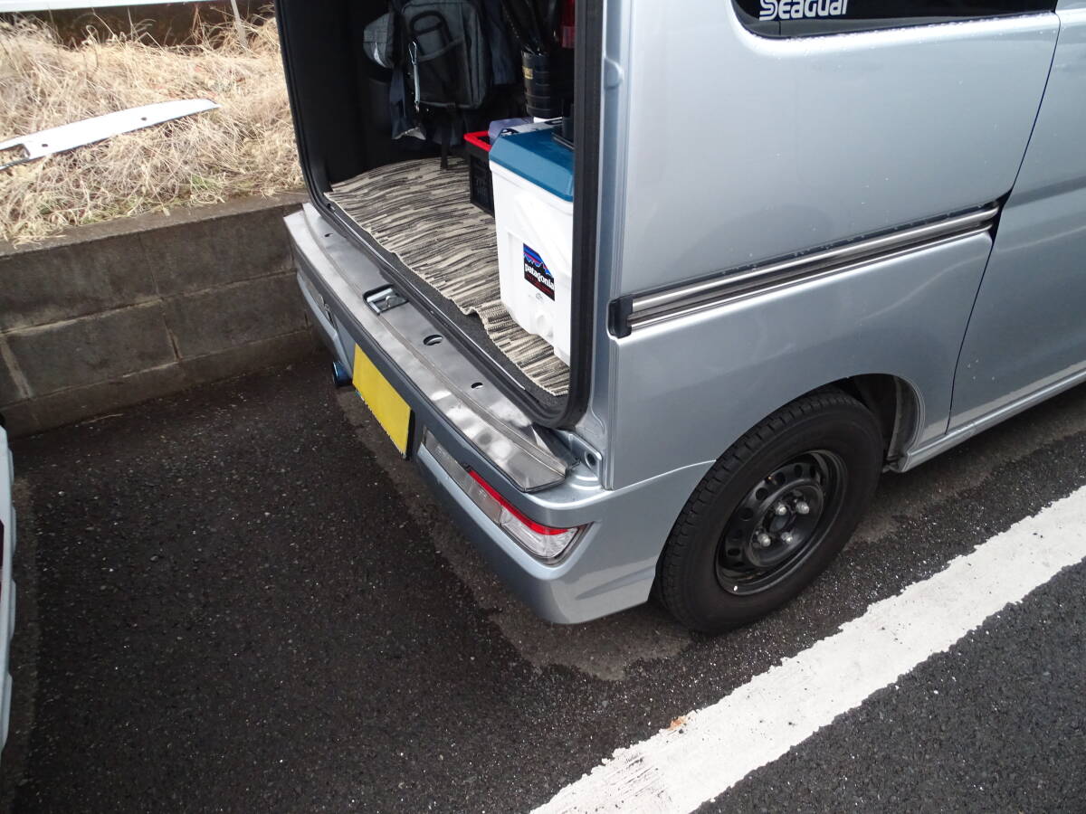 アトレーワゴン 300系 S320G 321G 330 331系 リアバンパーステップガード 縞模様 シマ板 ステンレス製 サンプル試供品 数量限定拍卖