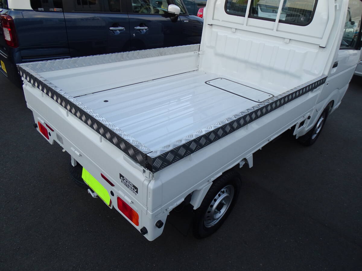 荷台高3cm UP キャリィトラック DA63DA16T マツダスクラム 日産クリッパー NT100 標準 アオリ あおり ガード カバーステンレス縞模様拍卖