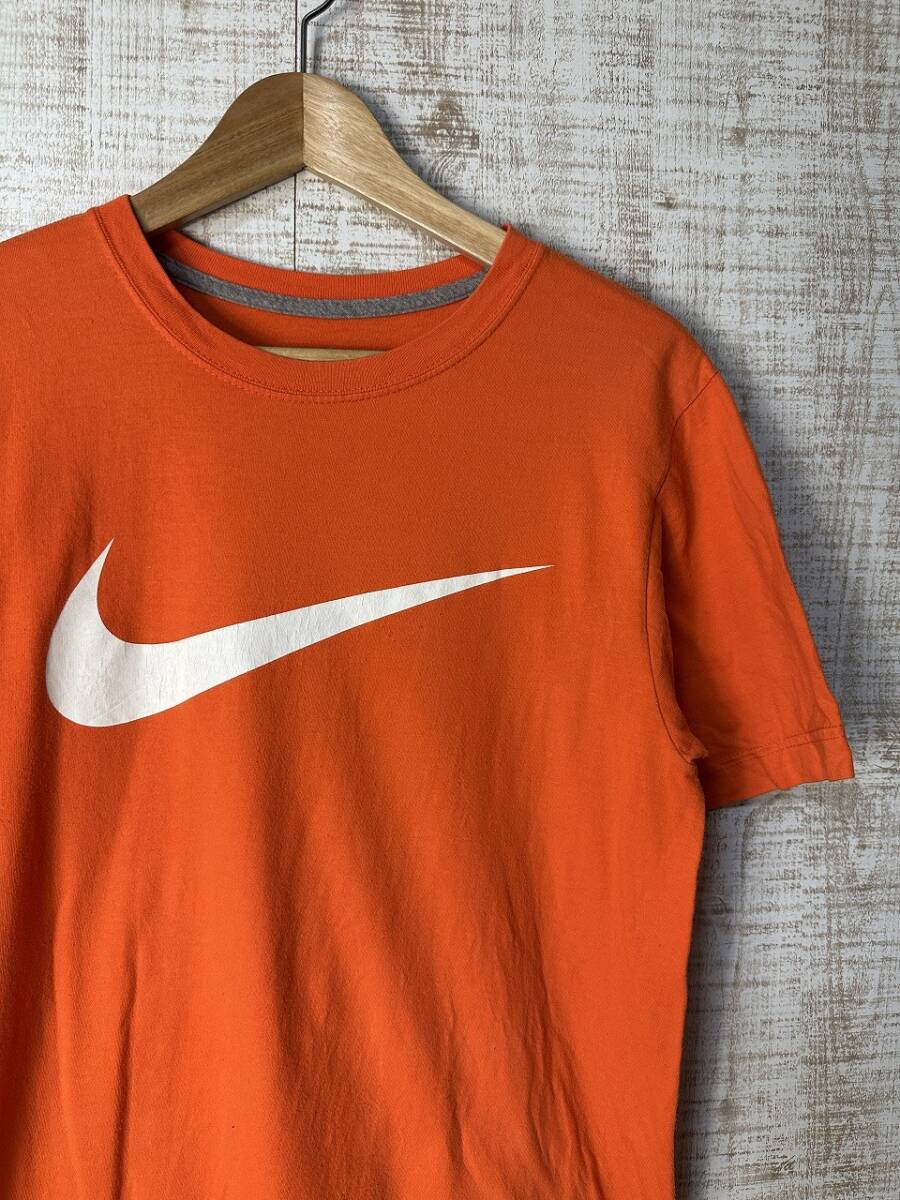 ☆US古着【S】NIKE ナイキ スポーツ ロゴ プリント Tシャツ オレンジ コットン ◆5123◆拍卖