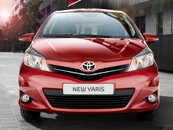 130系ヴィッツ★トヨタ純正エンブレム yaris仕様に!拍卖