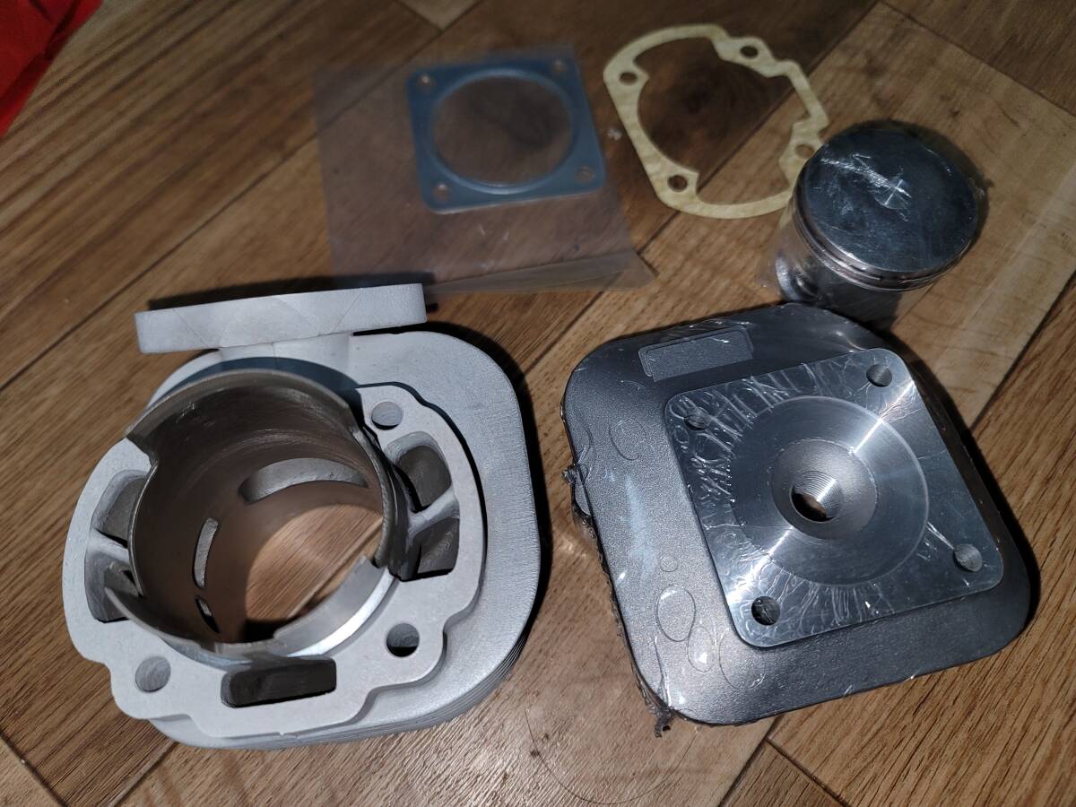 ライブディオ ボアアップキット ヘッド付き アルミシリンダー 新品拍卖