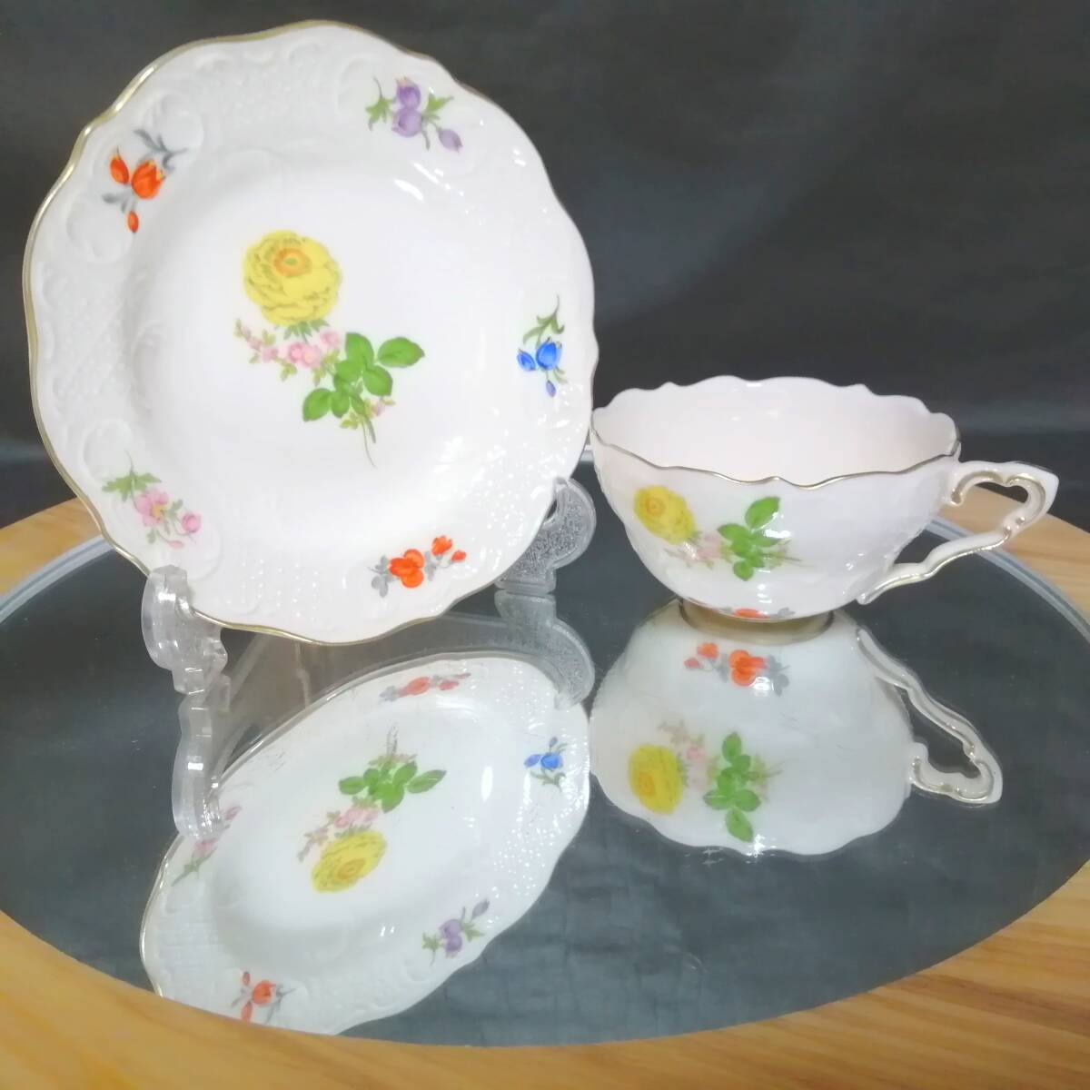 未使用◇自宅保管 マイセン 花柄 カップ&ソーサー meissen拍卖