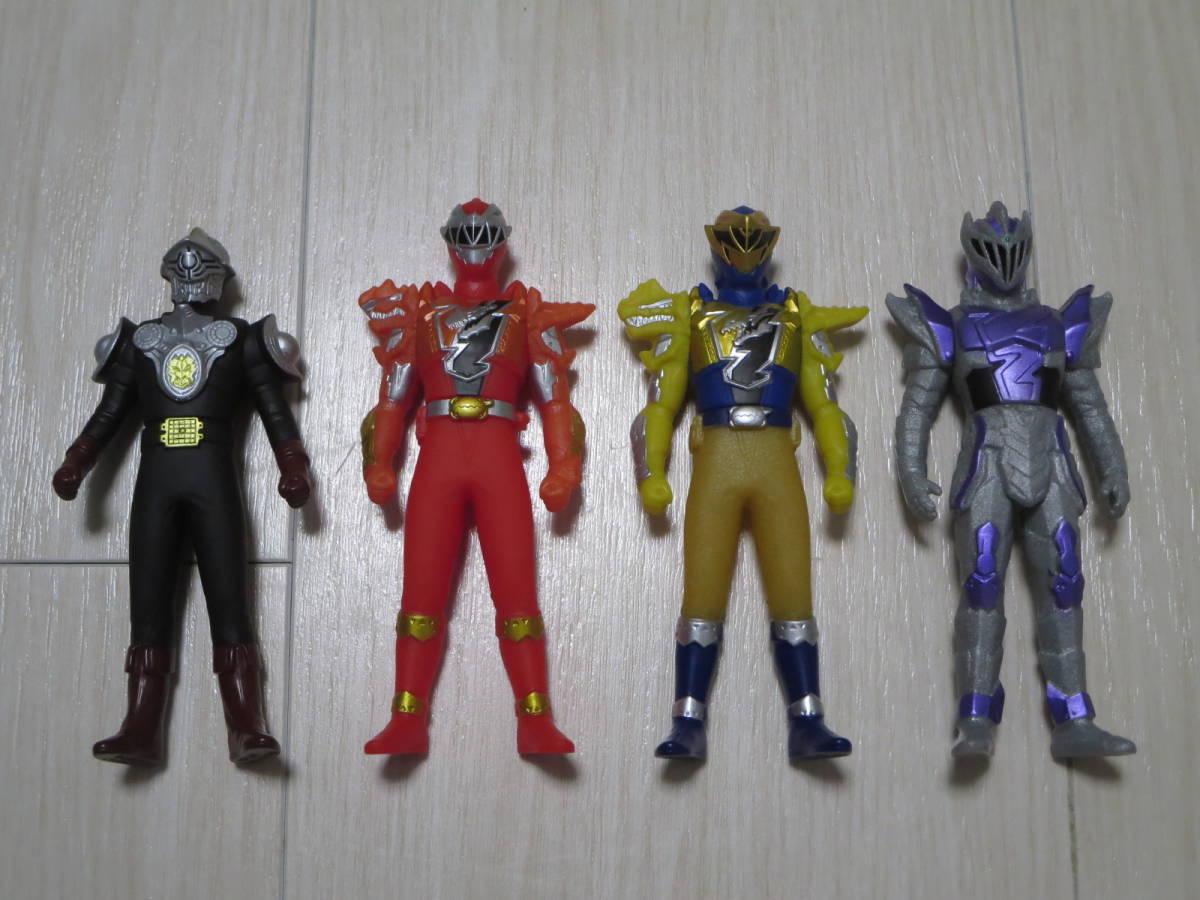 ロ 即決 ロ 食玩 ソフビヒーロー リュウソウジャー 4種セット レッド(メラメラソウル)/ドルン兵/ガイソーグ/ゴールド(ビリビリソウル)拍卖