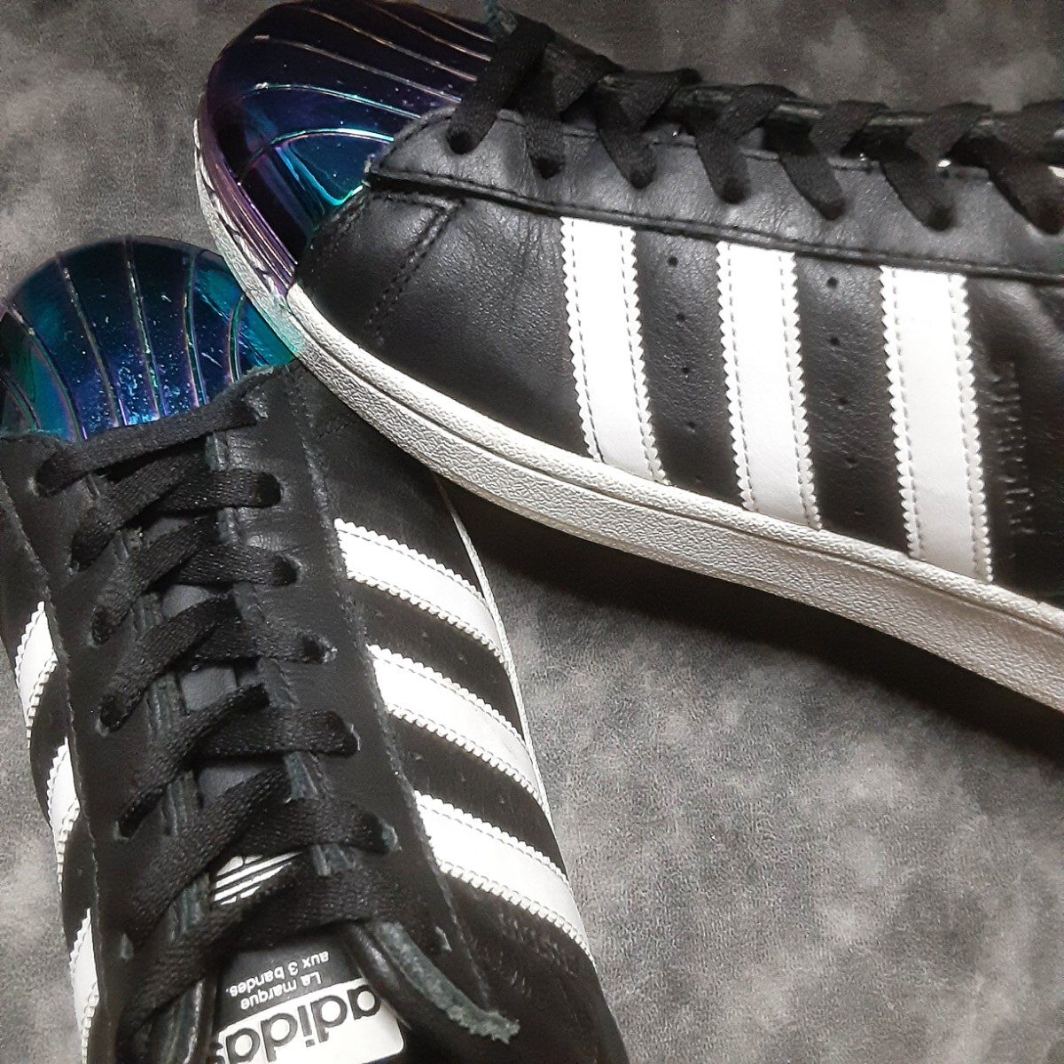 最値!定16500円!希少17年製!リミテッドモデル!生産終了メタルトゥー!アディダス スーパースター 80's高級スニーカー!ブラック!黒白 26.5cm拍卖