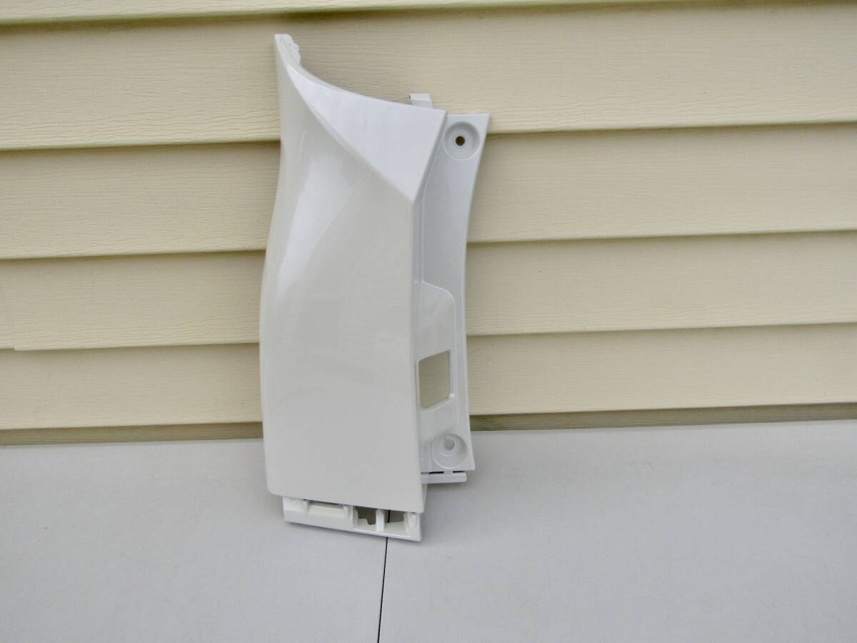 90 ヴォクシー 純正 リアバンパー 左 コーナー パールホワイト 52166-V1010 ■■ 13083101拍卖