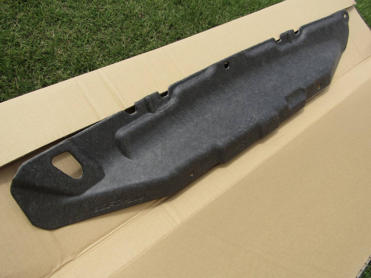 日産 ノート E12 フードインシュレーター 65840-5WK0A ボンネット カバー インシュレーター フード ■■ 13091005拍卖