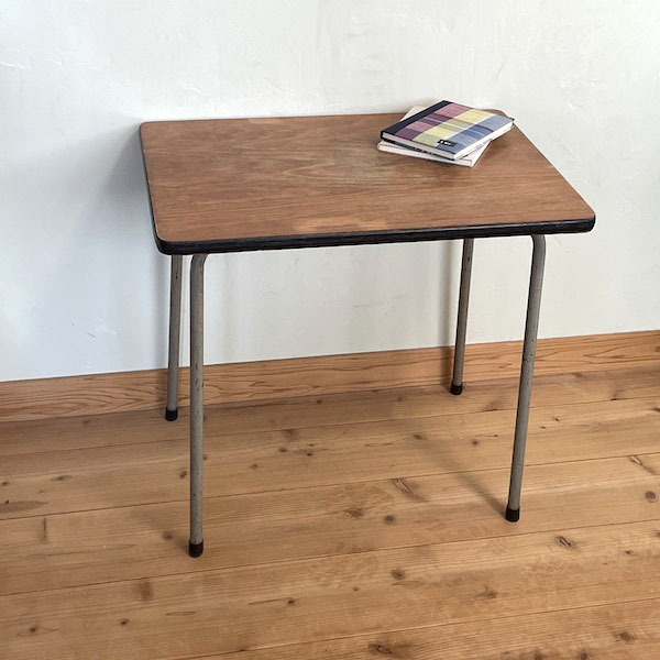 ビンテージ サイドテーブル アイアン+ウッド レトロ ローテーブル拍卖