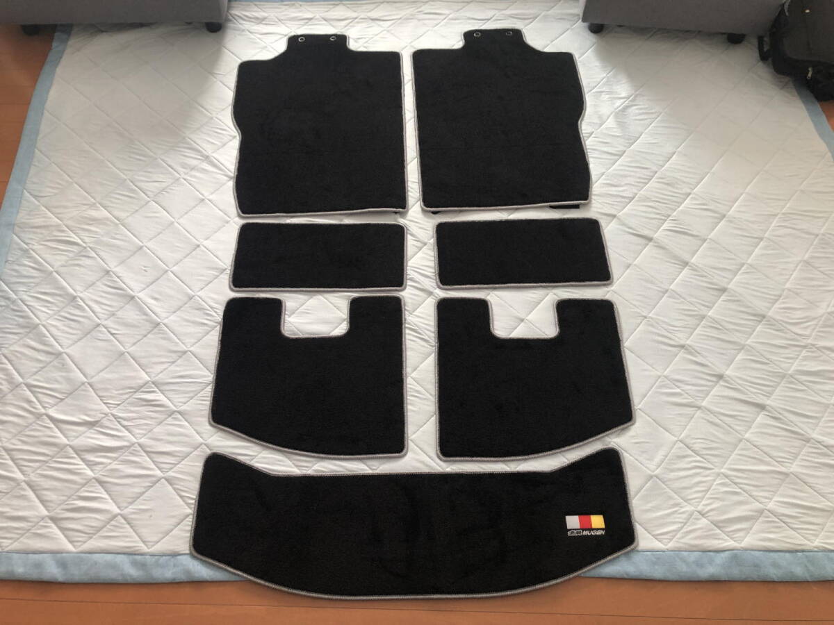 JF5 JF6 N-BOX N-BOXカスタム 無限 スポーツラゲッジマット ブラック/シルバー拍卖