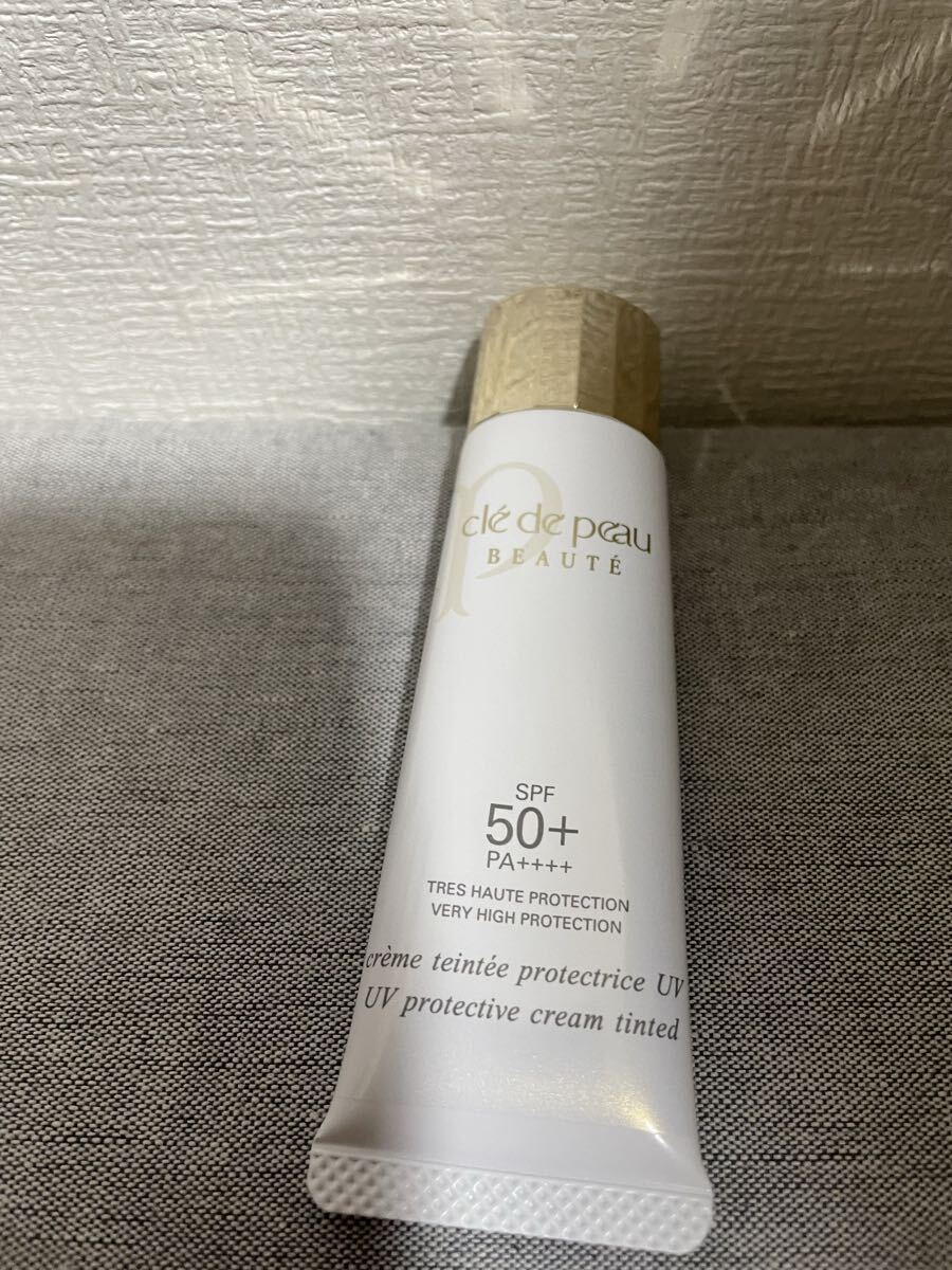 新同即決  クレドポーボーテ クレームタンテUV ピンク 日やけ止めクリーム ファンデーション ピンク拍卖