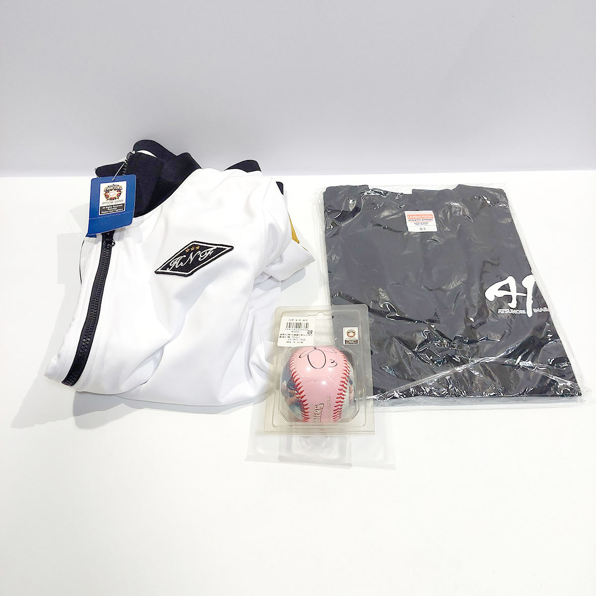 北海道日本ハムファイターズ グッズ トラックジャケット フォトボール など プロ野球 ファングッズ 未使用保管品 ya2816拍卖