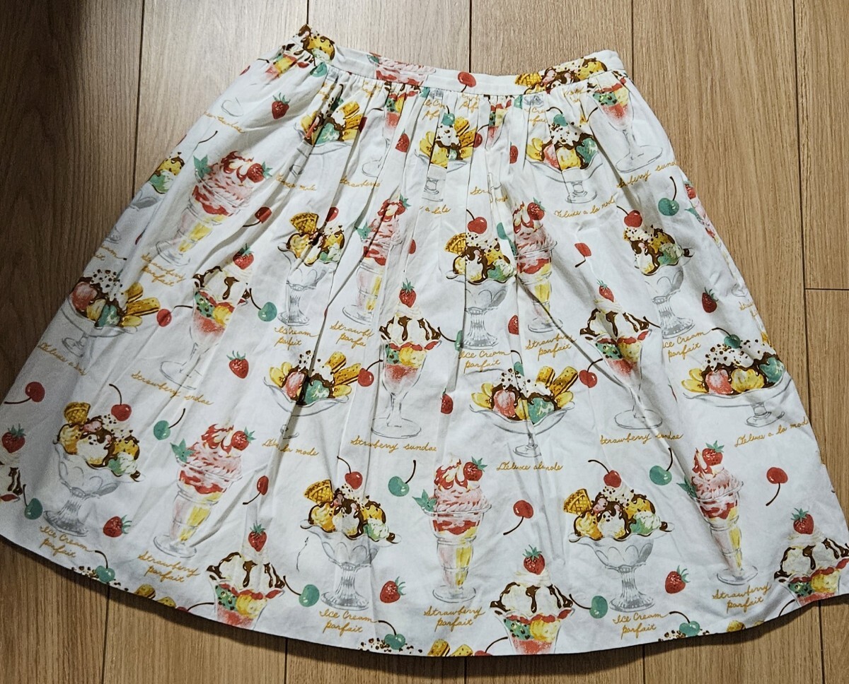 ♪ジェーンマープル♪パフェ柄スカート♪白♪拍卖