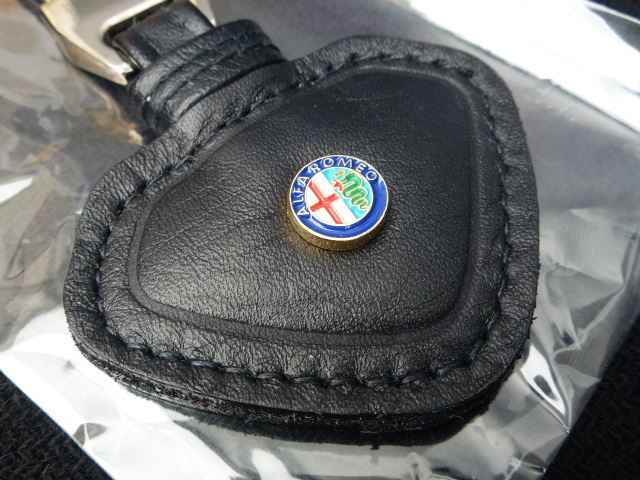 【新品!正規品!】アルファロメオ 純正 キーホルダー ジュリア ジュリエッタ ミト アルファ147 ステルヴィオ アルファ156 159 4C GT GTV拍卖