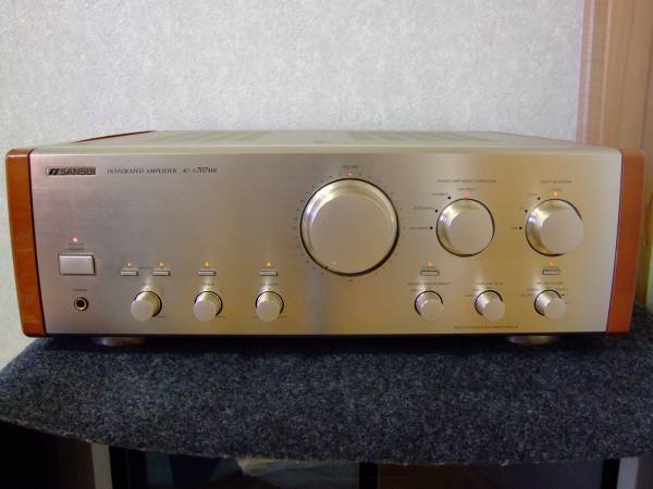 お手持ちのアンプ音質向上チューンをお受けします。607 707 907 AU-X1111 などを高音質化させます。拍卖