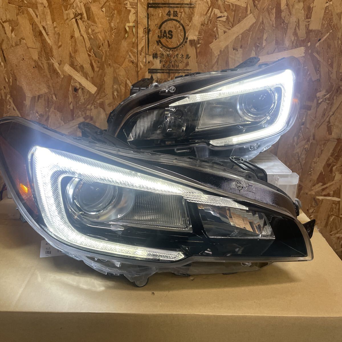 レヴォーグ US仕様 強発光 VAB VAG WRX STI / VMG VM4 前期 左右セット LED ヘッドライト USDM USサイドマーカー インナーブラック拍卖