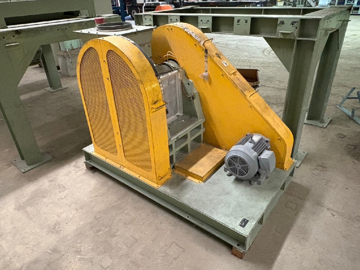 【送料別途】■格安機械■<マキノ> ジョークラッシャー(架台付き)JC-400 投入口Φ345mm 11.0KW ■格安4,950,000円~■拍卖