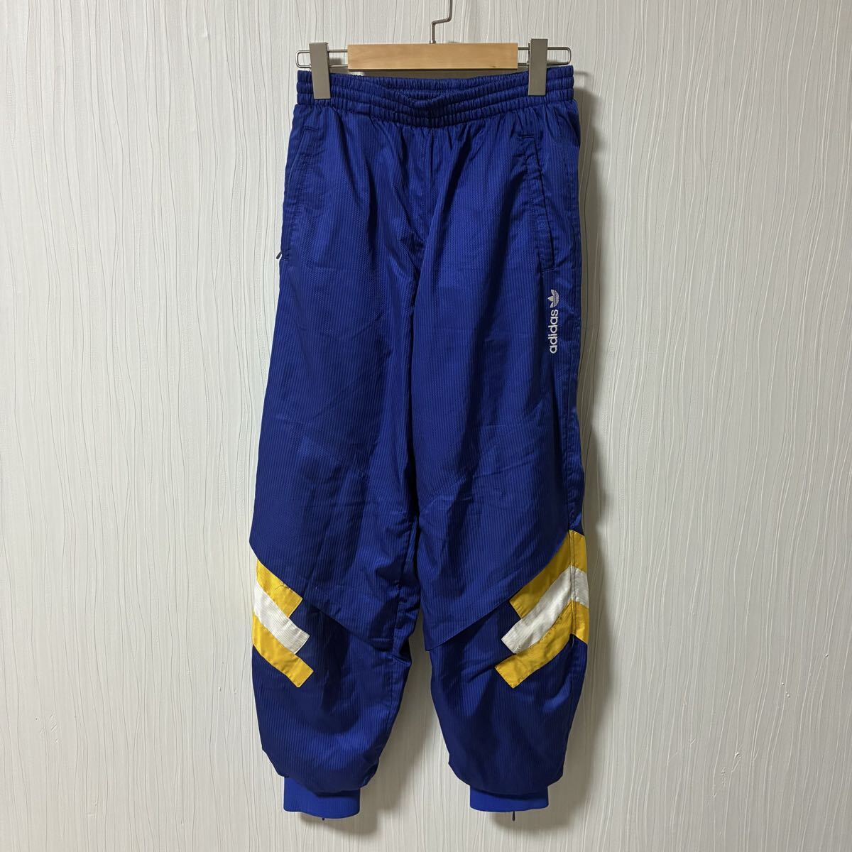 80s 90s adidas アディダス トラックパンツ メンズ サイズL デサント 青系 ボトムス スポーツ ウィンドブレーカー a1240拍卖