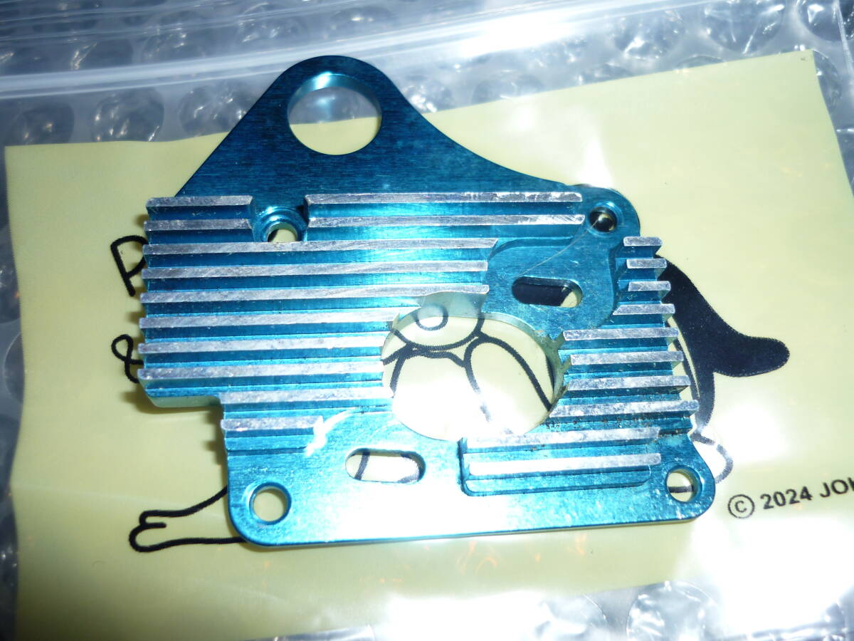 ★☆タミヤTA04用限定ブルーアルミモーターマウント TRF☆★拍卖