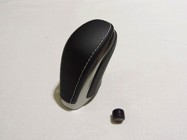 ★新品★ レクサス純正 UX300e用 純正シフトノブ ブラック シルバーステッチ& 六角穴付き止めねじ 2点セット 色々な車種に流用可能拍卖