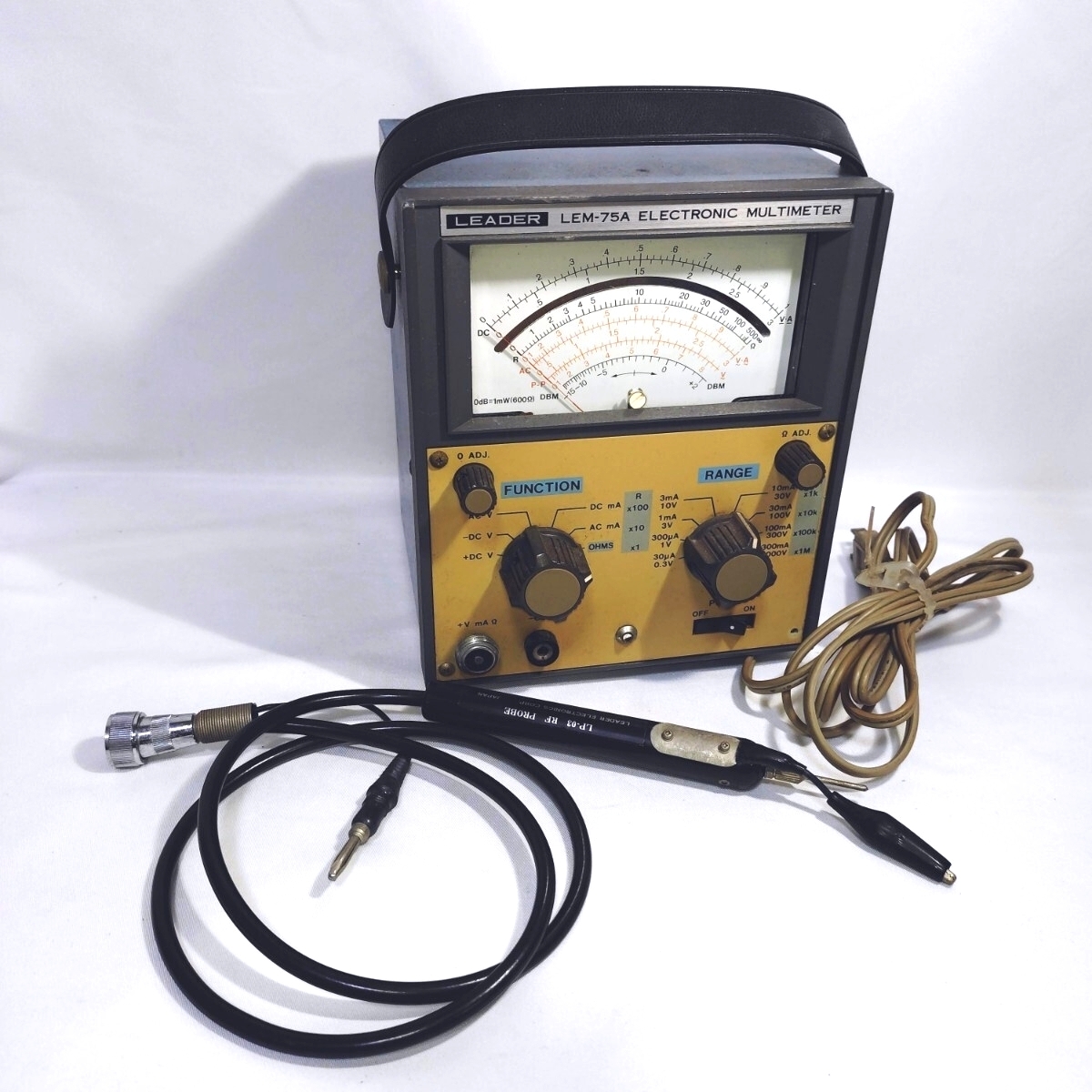 LEADER リーダー電子 LEM-75A ELECTRONIC MULTIMETER 電子マルチメーター/LP-03 RF PROBE プローブ アマチュア無線機器拍卖