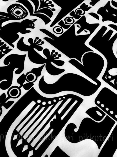★ 大判 Marimekko マリメッコ 生地 ファブリック KANTELEEN KUTSU カンテレーン クッツ 白黒 200cm ★拍卖