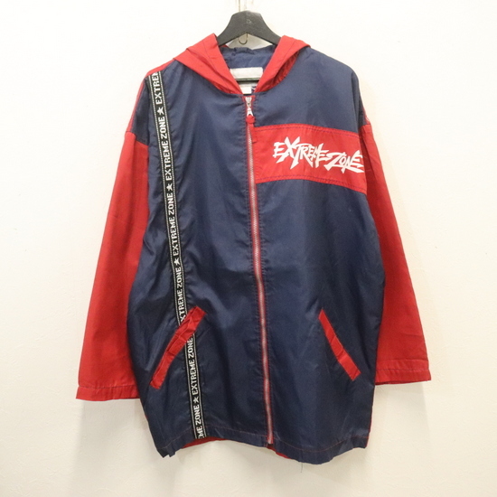 e930 90sビンテージ ナイロンジャケット■1990年代製 XLサイズぐらい レッド ネイビー フーディー EXTREMEZONE アメカジ 古着 古着卸 激安拍卖