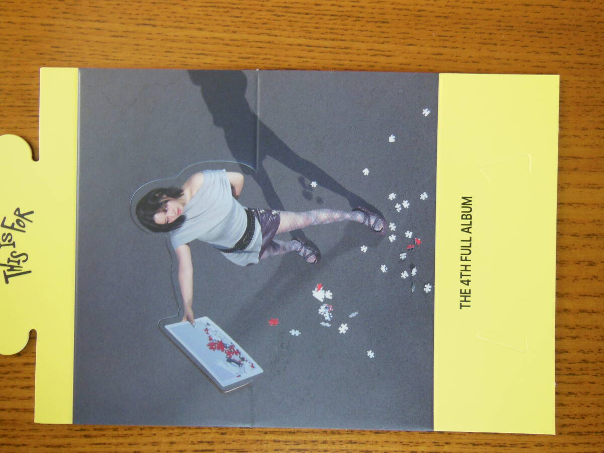 4th Full Album: THIS IS FOR 【TWICE】ミニペーパースタンド拍卖