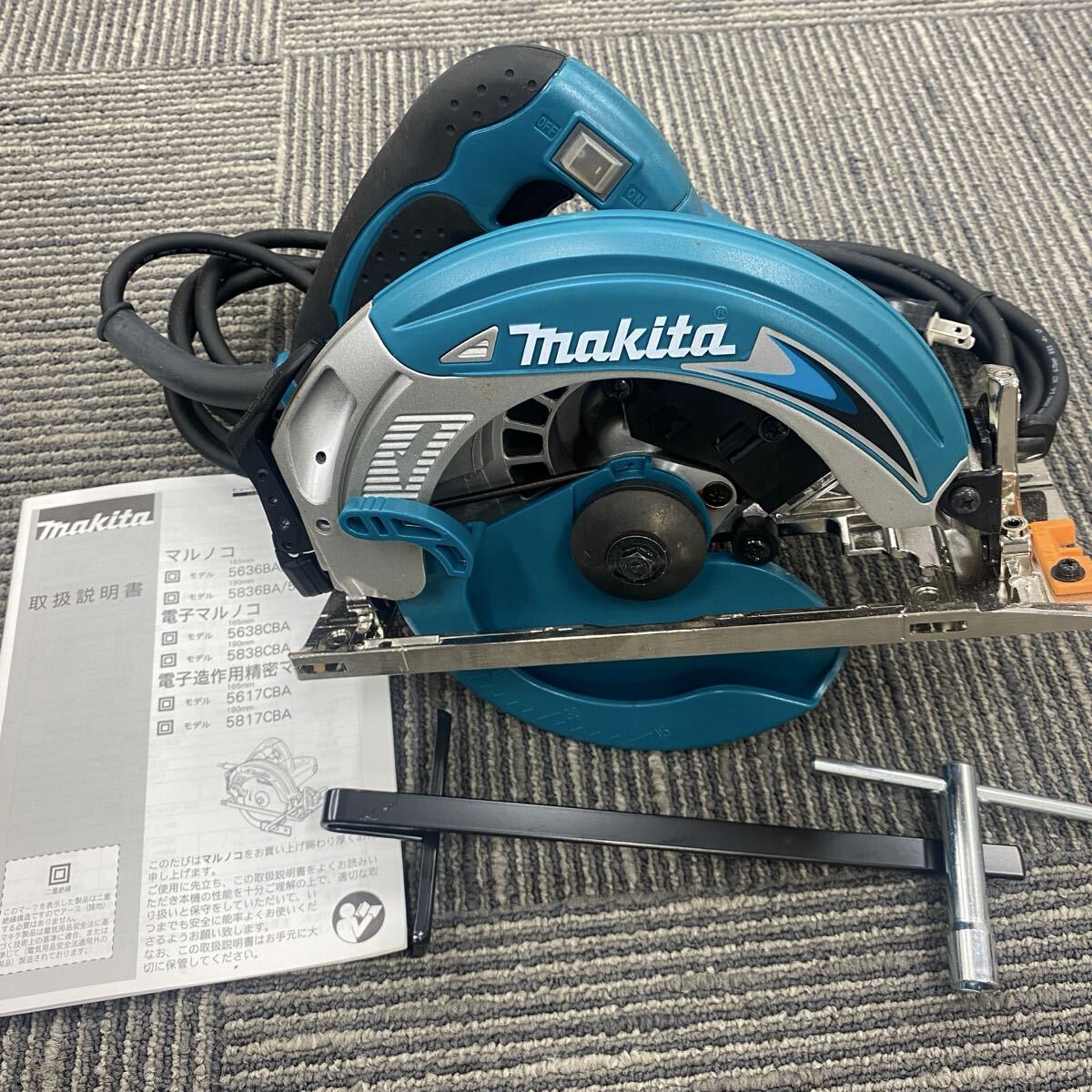 E812 電動工具 makita マキタ マルノコ 165mm 5637BA 100V 切断機 説明書付 ジャンク品 中古 訳あり拍卖