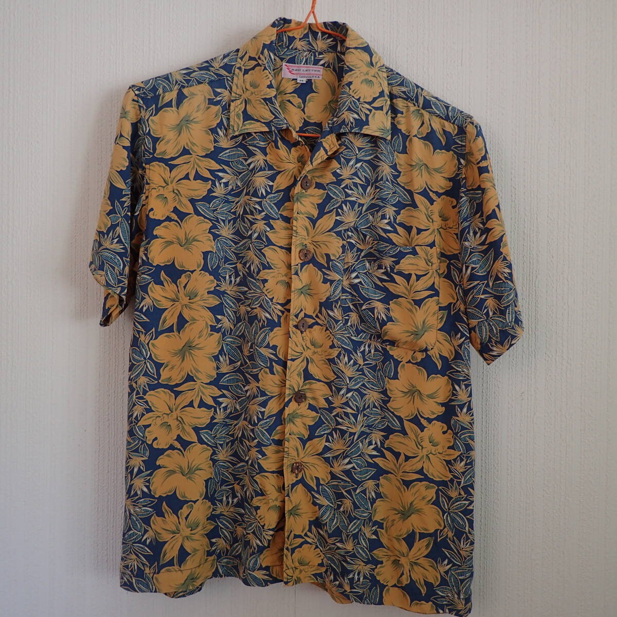 RED LETTER USA? ハイビスカス柄 黄色X青 半袖アロハシャツ メンズMサイズ拍卖