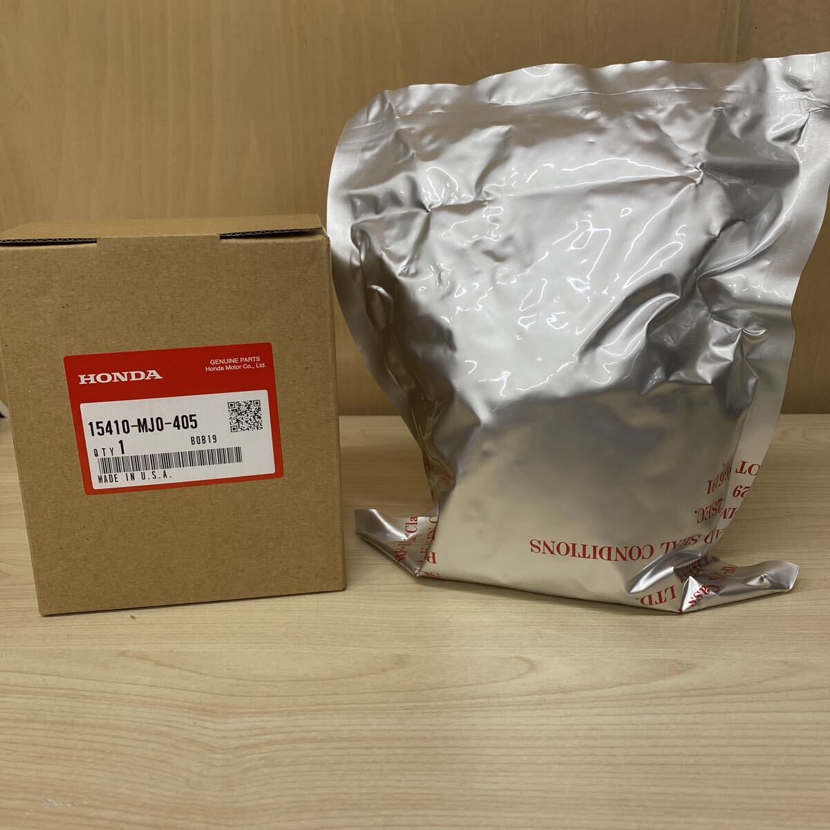 純正 オイルフィルター 15410-MJ0-405 VFR750F/RC24 VFR400R/NC2 VF750F/RC15 VF1000R/SC16 CBR400R【水曜・日曜祝日休み 臨時休業有】拍卖