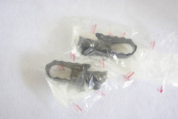 TL125SB イーハトーブ ステップ 左右セット ホンダ純正 新品【水曜・日曜・祝日休み 臨時休業有】拍卖