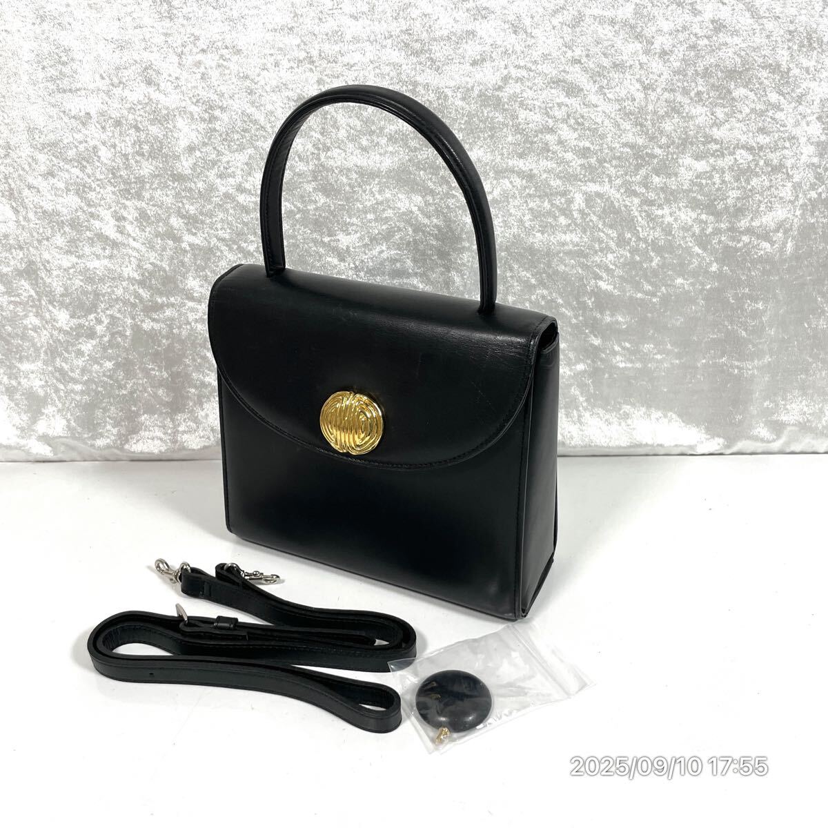 GIVENCHY ジバンシー ジバンシィ ブランドロゴマーク ブラック×ゴールドカラー レザー 革 2way ハンドバッグ ショルダーバッグ かばん 鞄拍卖