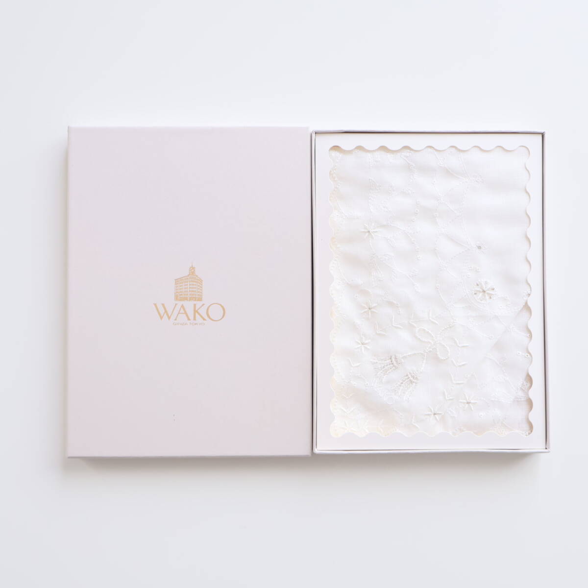■未使用 WAKO 和光 ハンカチ 刺繍 銀座和光■拍卖