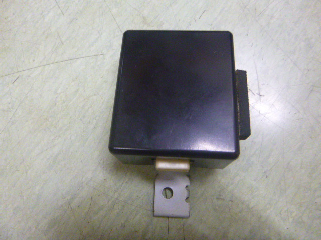 ダイハツ ムーブ L150S キーレスレシーバー @13371拍卖