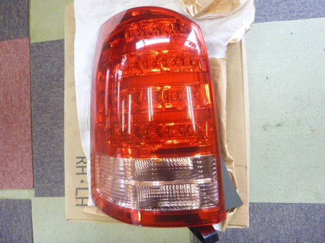トヨタ ウィッシュ ZNE10G 後期 左テールランプ 美品 @14697拍卖