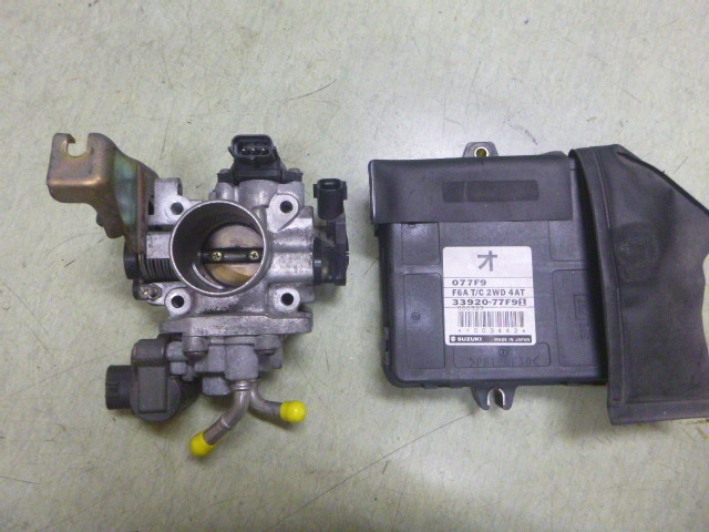 スズキ ワゴンR MC11S スロットルボディ/CP付 @11694拍卖