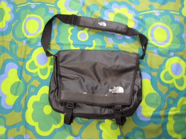 THE NORTH FACE ノースフェイス ショルダーバッグ NM81354 ブラック USED拍卖