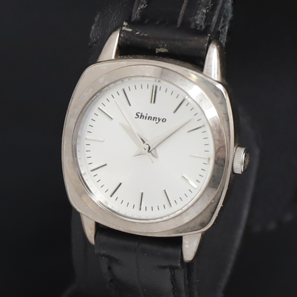 稼働 QZ Shinnyo 28.2006 シルバ―文字盤 レディース腕時計 2000000 NSK KRK拍卖