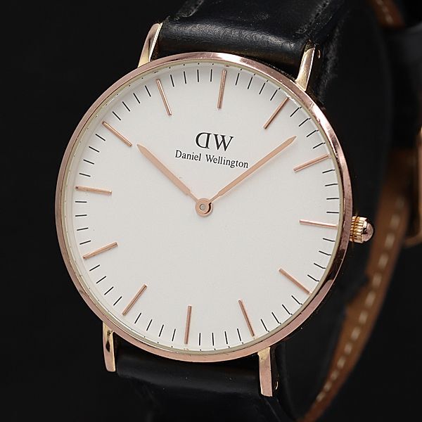 稼働 ダニエルウェリントン QZ ホワイト文字盤 ラウンド メンズ腕時計 KMR 2000000 NSK拍卖