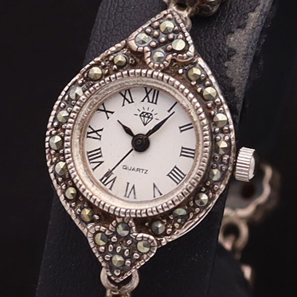 アンティーク QZ ラウンド ローマン 白文字盤 レディース腕時計 YSD拍卖