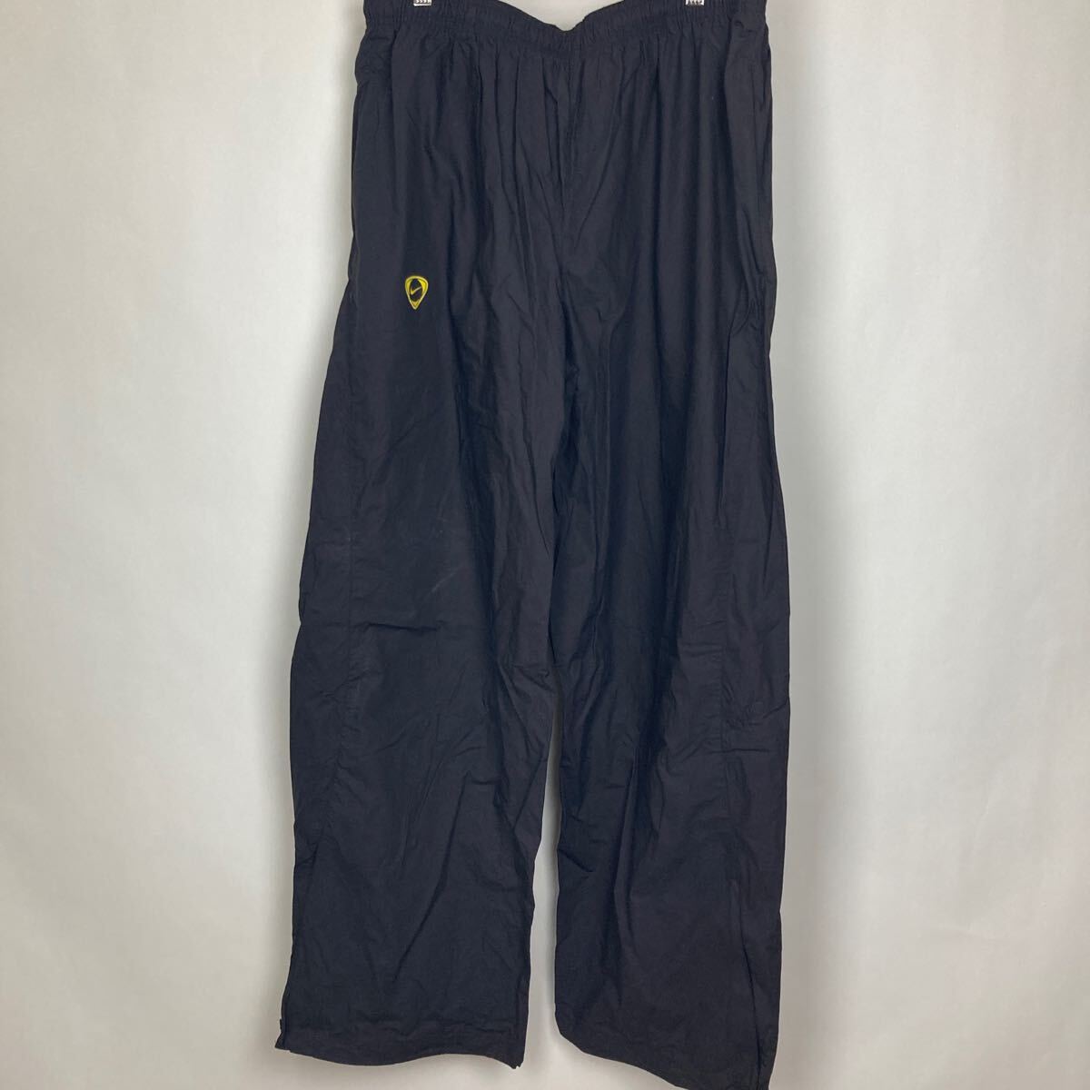 NIKE ナイキ ナイロンパンツ ブラック パンツ 黒 ランニング トレーニング スラックス メンズ 大きいサイズ XXL拍卖