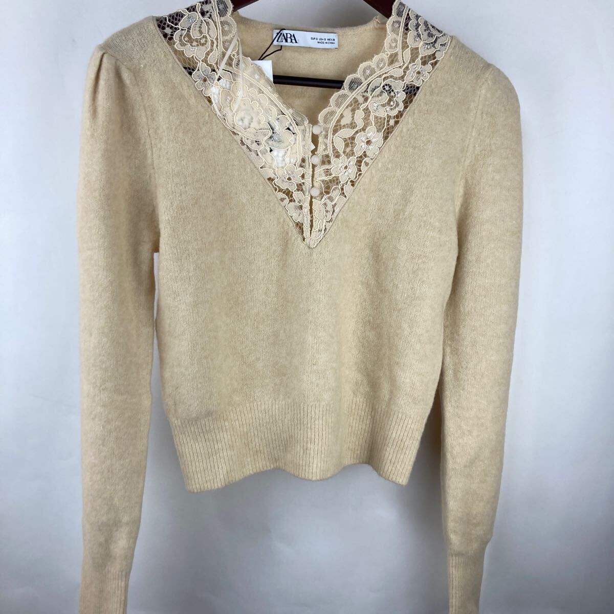 タグ付き ZARA Sサイズ セーター ニット トップス カシミヤ 長袖 長袖カットソー 無地 薄黄色 レディース ブラウス レース 拍卖