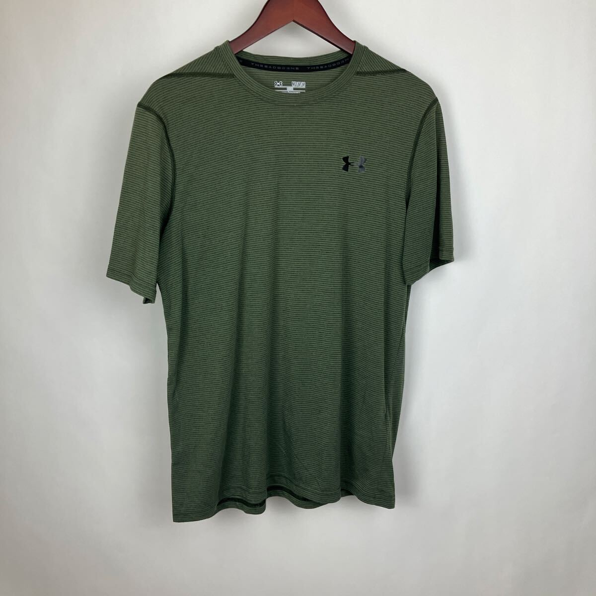 アンダーアーマー Tシャツ 半袖 ロゴプリント メッシュ半袖Tシャツ グリーン Mサイズ メンズ 男性向け トップス拍卖