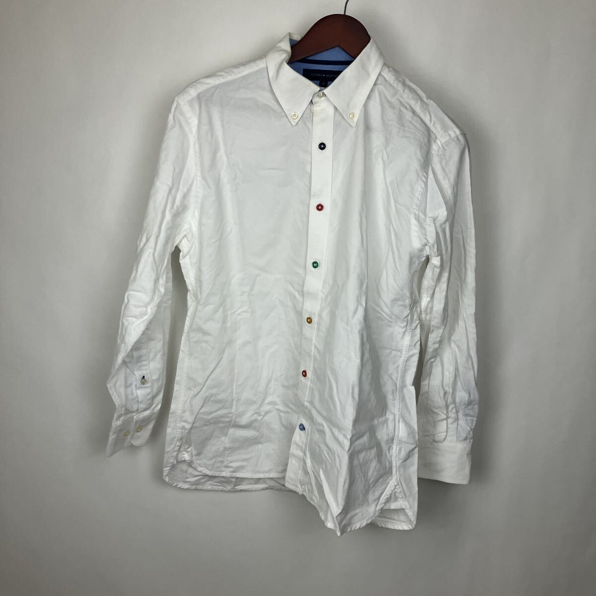 トミーヒルフィガー 長袖シャツ シャツ 長袖 白 ボタンダウン 無地 シンプル ホワイト Mサイズ メンズ 男性用拍卖