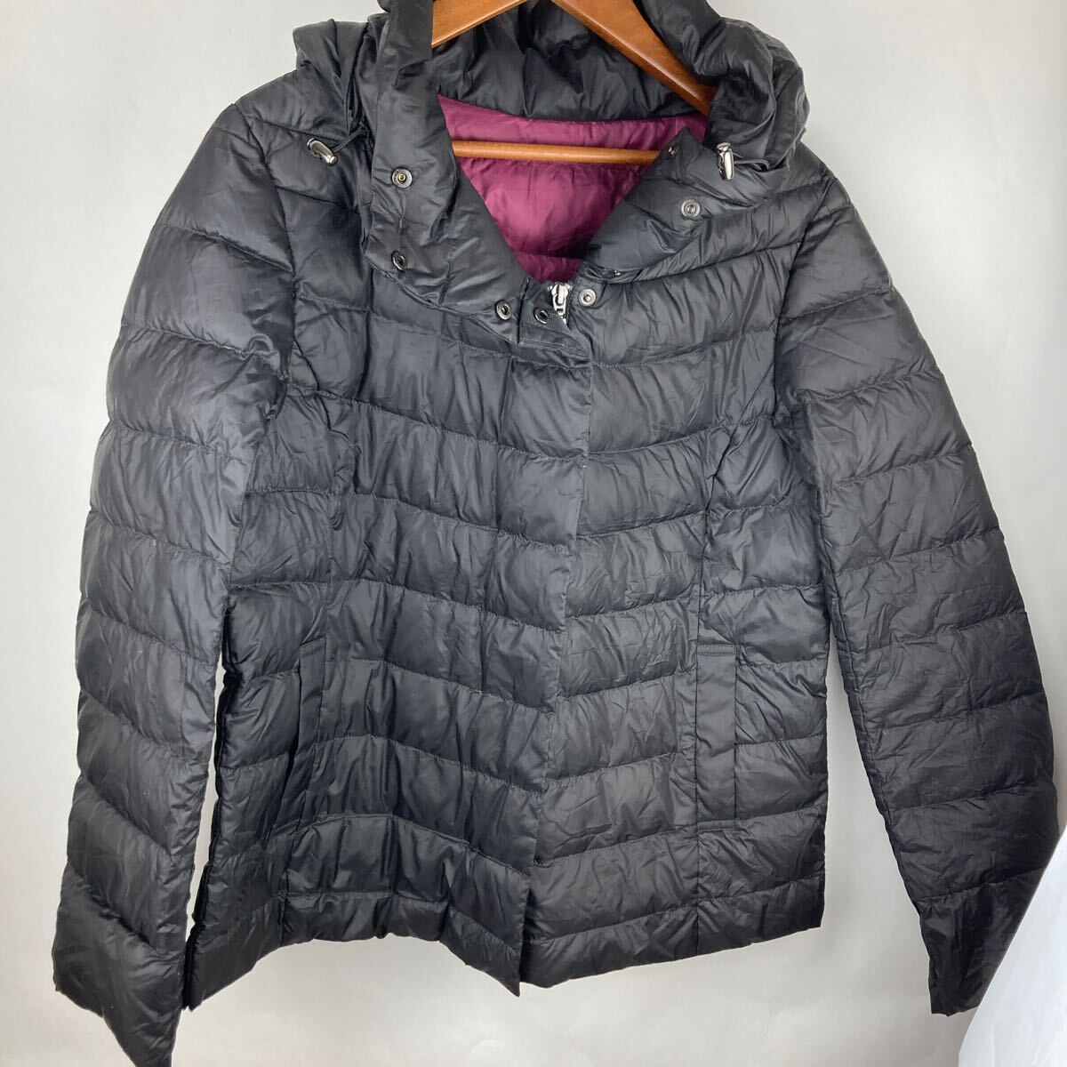 ダウンジャケット ライトダウン アウター ジップアップ M 防寒 防風 保温性 ライトジャケット ブラック パープル 黒 紫 レディース拍卖