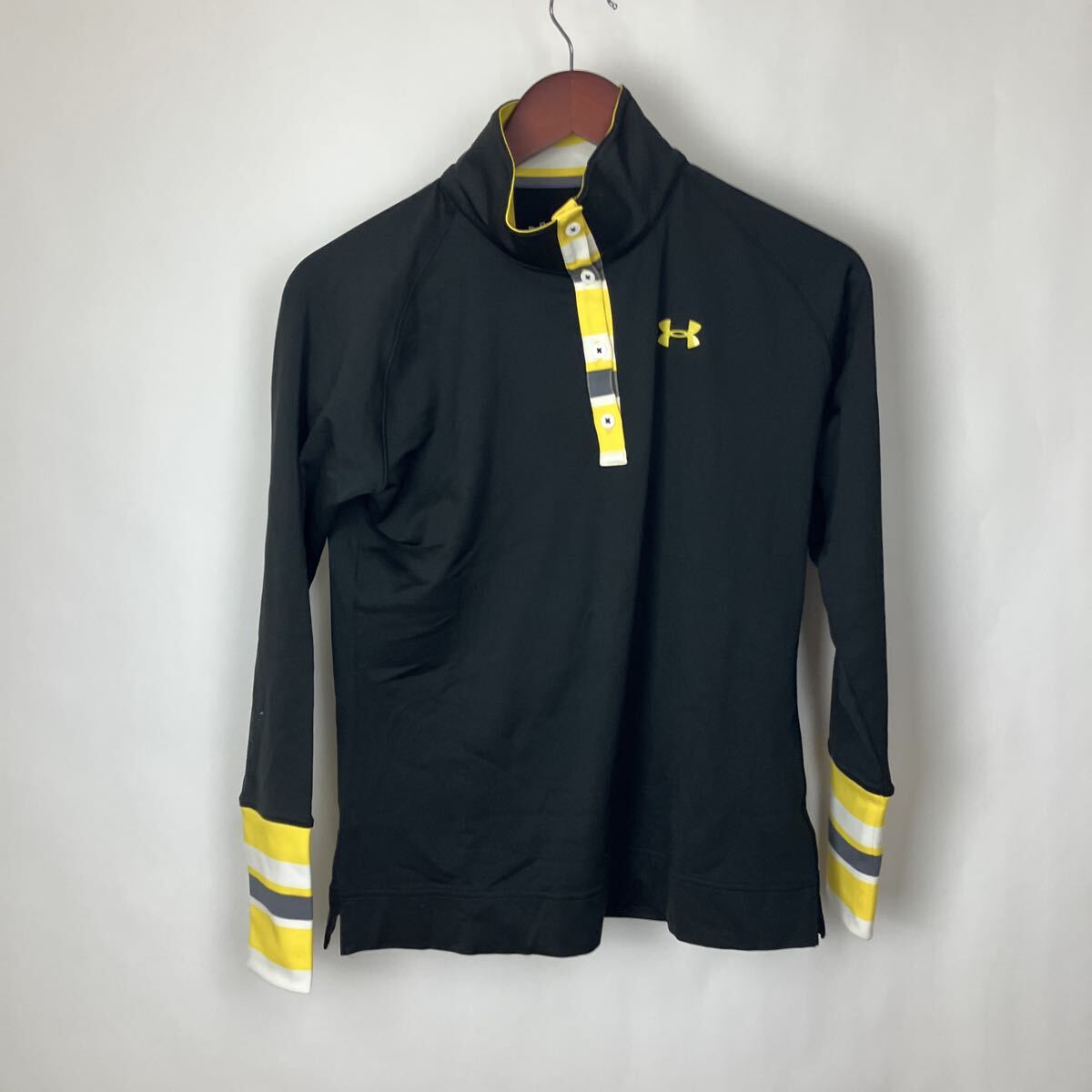 アンダーアーマー UNDER ARMOUR ハーフジップ 長袖 ブラック ゴルフウェア Mサイズ メンズ 男性向け スポーツウェア拍卖