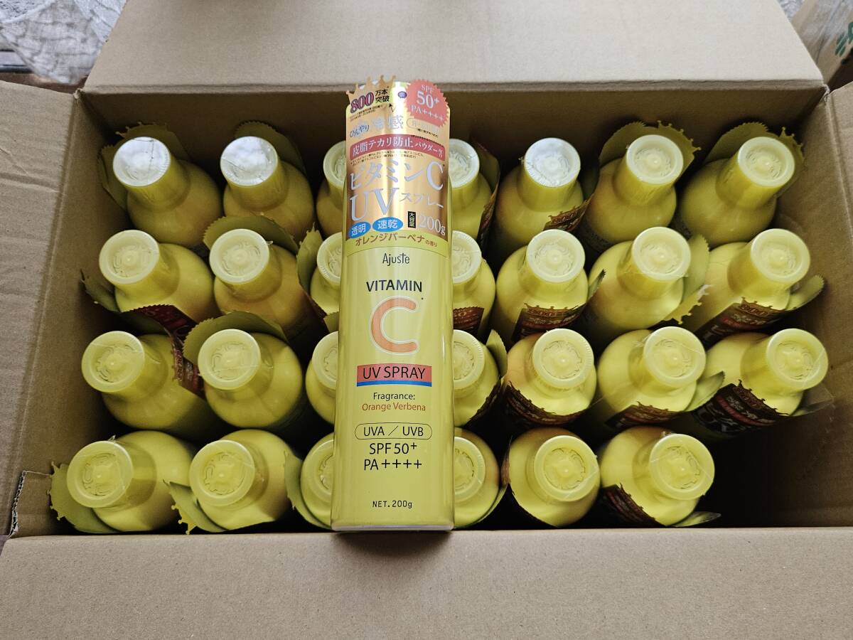アジャステ UVスプレー 日焼け止め化粧水 Ajuste VC配合 SPF50+ PA++++ 200g(320ml) 未開封 28個セット拍卖