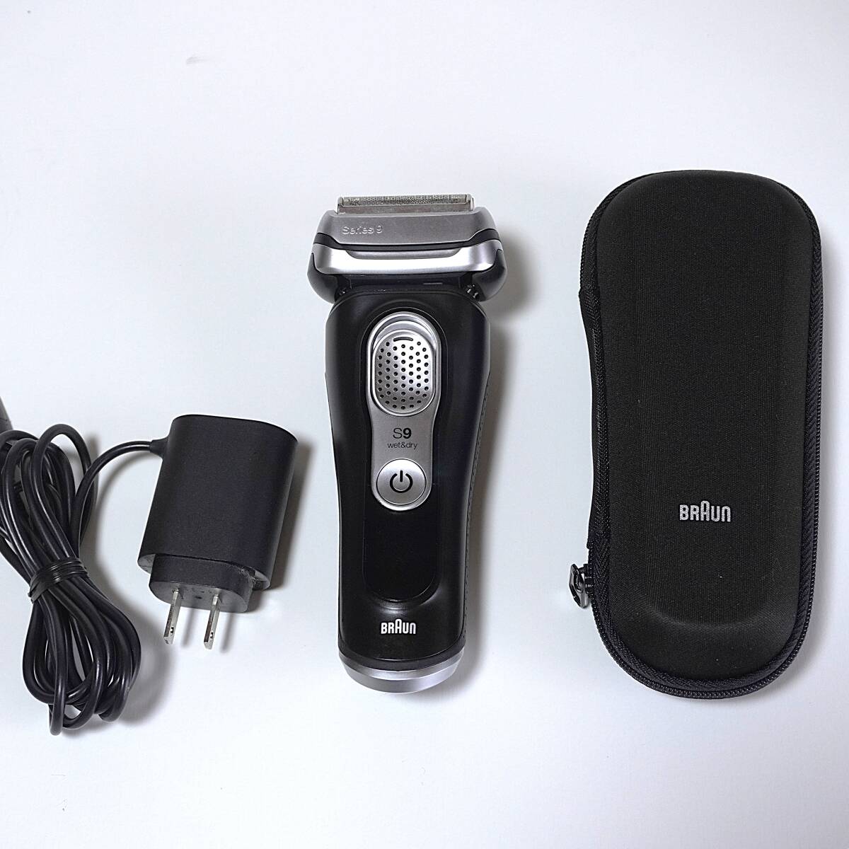 ★【感動品】ブラウン シリーズ9 電気シェーバー/AI人工知能/2020年製/Type 5793/4枚刃/充電式/お風呂剃りOK (P2)拍卖